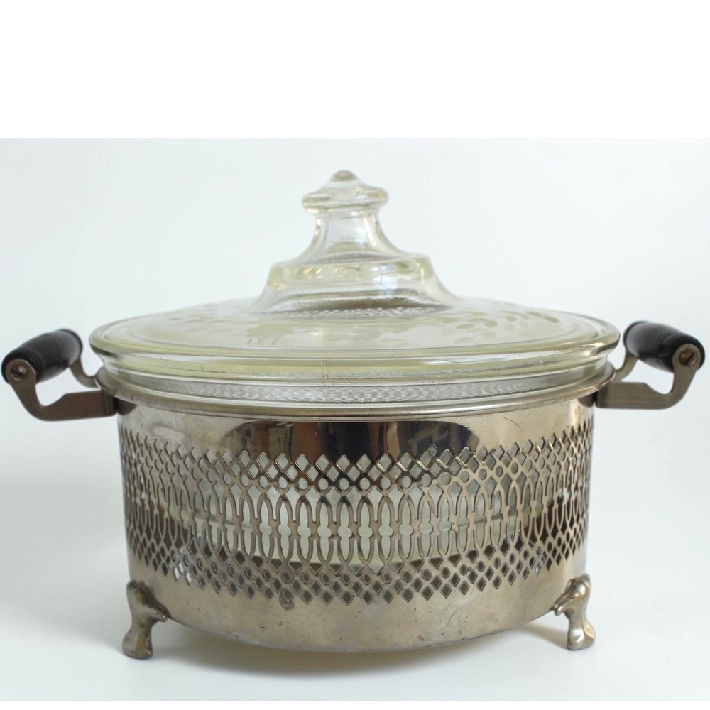 Pyrex Etched Glass Casserole Dish Filigree Footed Caddy Wood Handle